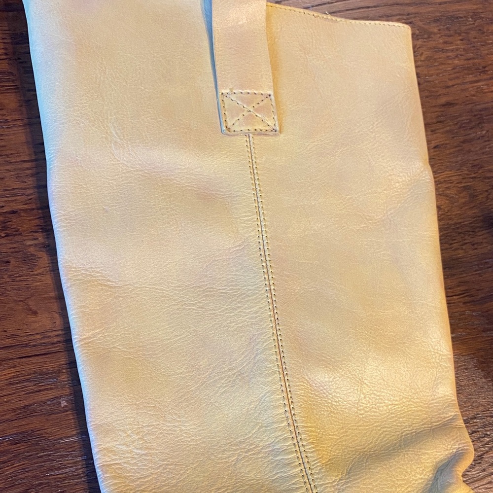 Urban Outfitters Slouch Tall Yellow Leather Heeled Boots Sz 7 or 7.5 - Picture 12 of 15